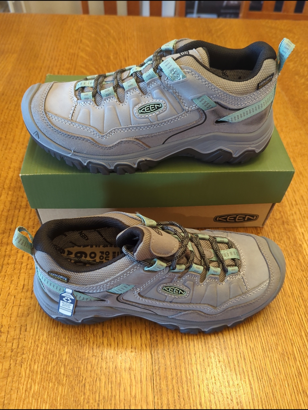 Keen Womens Alloy Granite Green Targhee IV Waterproof Hiking Shoes Size 7.5 New